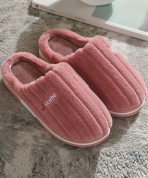 DAY CLOSET（デイ クローゼット）の「ロゴ入りあったかふわふわファーのぺたんこスリッパサンダル レディース 室内履き（ルームシューズ/スリッパ・レディース・パープル/グレー/ライトピンク/グレー系その他/ピンク・23cm/25cm/27cm/24cm/26cm）」の4枚目の写真