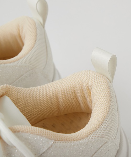 one after another NICE CLAUP（ワンアフターアナザーナイスクラップ）の「グリッター厚底スニーカー（スニーカー・レディース・オフホワイト/アイボリー・LL/S/M/L）」の11枚目の写真