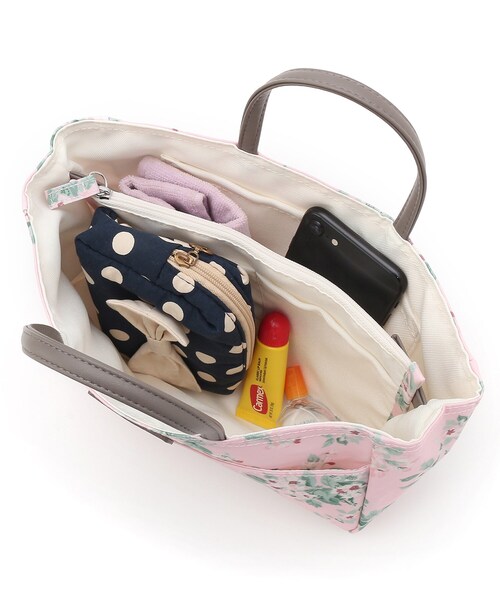 LAURA ASHLEY(ローラアシュレイ)の「フローラル横長トートバッグ(トートバッグ・レディース・ピンク系5/サックスブルー系/ホワイト系1・00)」の10枚目の写真