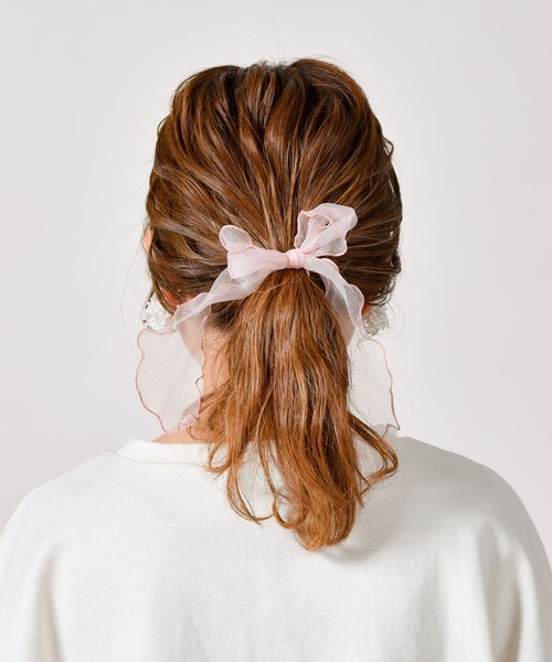 CALIFORNIA OUTFITTERS（カリフォルニア アウトフィッターズ）の「【LULKA（ルールカ）】コプチャンバンドシフォンリボンシュシュ（ヘアゴム・レディース・ホワイト/ブラック/ピンク/ブルー/グリーン・ONESIZE）」の5枚目の写真