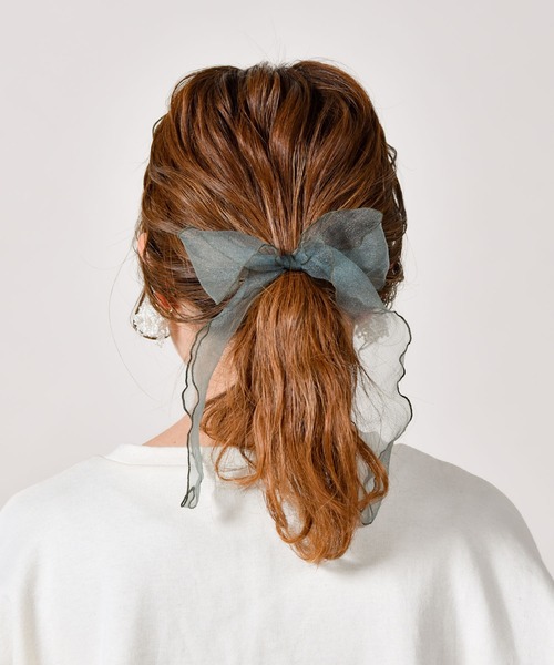 CALIFORNIA OUTFITTERS（カリフォルニア アウトフィッターズ）の「【LULKA（ルールカ）】コプチャンバンドシフォンリボンシュシュ（ヘアゴム・レディース・ホワイト/ブラック/ピンク/ブルー/グリーン・ONESIZE）」の3枚目の写真