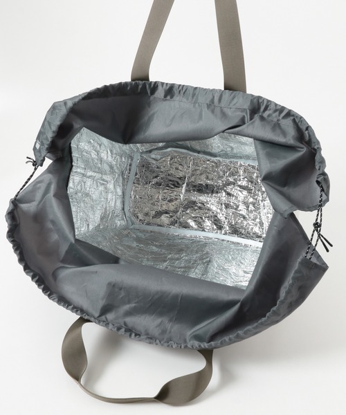 EKAL（エカル）の「『別注』 WEEKEND(ER)×EKAL　GROCERY COOL BAG（ハンドバッグ・メンズ・カーキ/グレー系その他・FREE）」の18枚目の写真