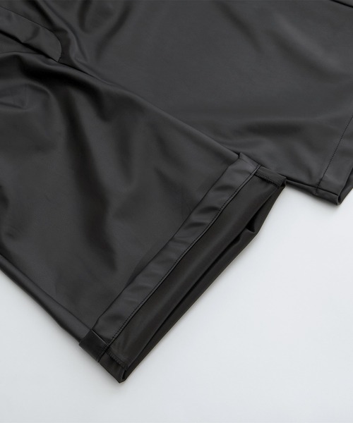 EMMA CLOTHES(エマクローズ)の「【セットアップ】シンセティックレザー オーバーサイズダブルポケットシャツ&ワイド2タックショーツ EMMA CLOTHES(セットアップ・メンズ・ブラック/グレイッシュベージュ・M/L)」の9枚目の写真