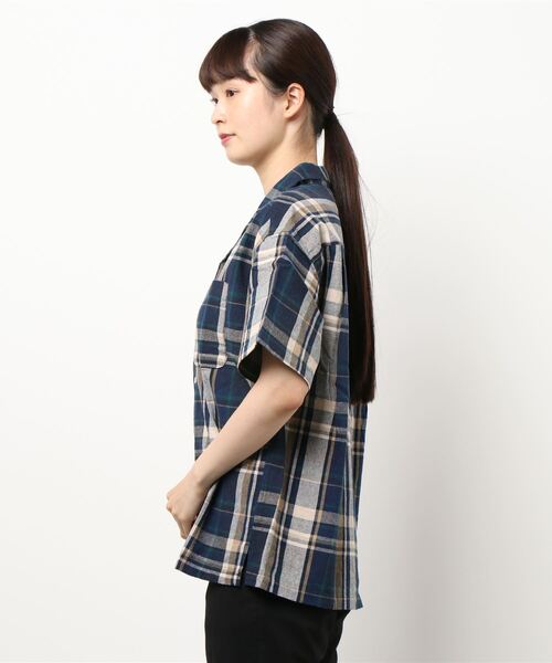 CUBE SUGAR（キューブシュガー）の「先染めチェック オープンカラーシャツ（シャツ/ブラウス・レディース・ネイビー/マルチ/ピンク/イエロー・M）」の5枚目の写真