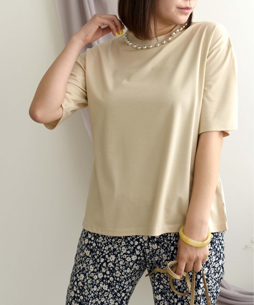 palm RICHE(ポームリシュ)の「パールネックポンチトップス(Tシャツ/カットソー・レディース・オフホワイト/ベージュ/チャコールグレー/ミント/ダークネイビー・M)」の18枚目の写真