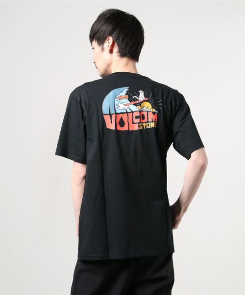 VOLCOM（ボルコム）の「【ムラサキスポーツ別注】VOLCOM/ボルコム バックプリントTシャツ AF522010（Tシャツ/カットソー・メンズ・ブラック/ホワイト・XL/L/M）」の4枚目の写真