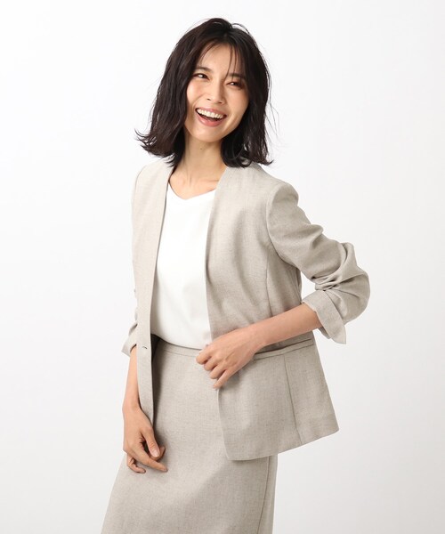 UNTITLED（アンタイトル）の「◆【洗える】ドレッサーアーステックリネンノーカラージャケット（スーツジャケット・レディース・ライトグレー/ネイビー/ベージュ・03/02/99/01/00）」の3枚目の写真