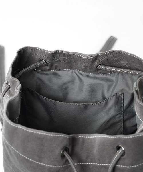 X-girl（エックスガール）の「EASY BACKPACK（バックパック/リュック・レディース・ホワイト/チャコール・ONE SIZE）」の19枚目の写真