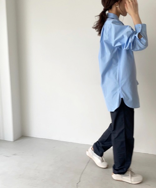 CANAL JEAN（キャナルジーン）の「RCW BLUE LABEL(ブルーレーベル) "OCEANS BIRDS STREETS"ルーズシャツ（シャツ/ブラウス・レディース・ホワイト/ブルー・38）」の4枚目の写真