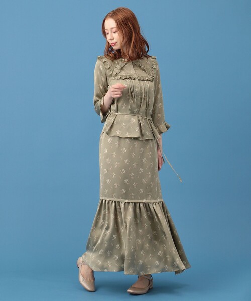 ME COUTURE(ミークチュール)の「ブライトフローラフリルブラウス(シャツ/ブラウス・レディース・ベージュ/オリーブ・FREE)」の11枚目の写真