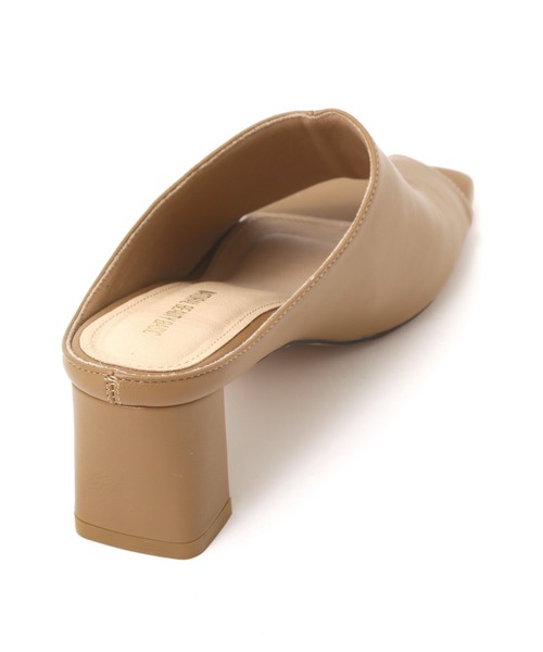 NATURAL BEAUTY BASIC（ナチュラルビューティーベーシック）の「トングヒールミュール（サンダル・レディース・ベージュ系その他2/オフホワイト・LARGE/MEDIUM）」の11枚目の写真