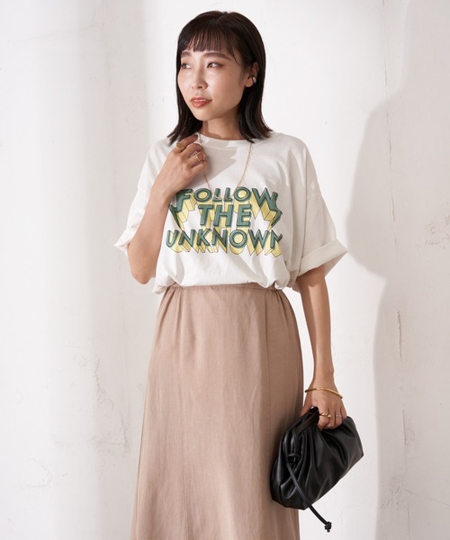 LOUNGEDRESS(ラウンジドレス)の「FOLLOW Tシャツ(Tシャツ/カットソー・レディース・ブラック/オフホワイト・FREE)」の14枚目の写真