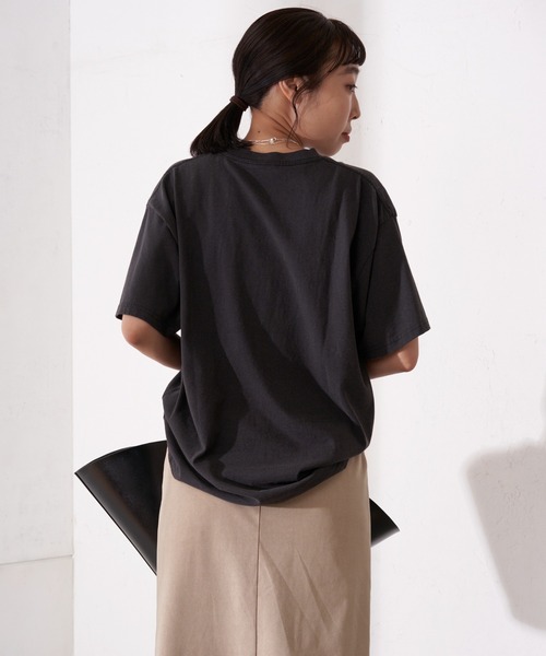LOUNGEDRESS(ラウンジドレス)の「FOLLOW Tシャツ(Tシャツ/カットソー・レディース・ブラック/オフホワイト・FREE)」の7枚目の写真