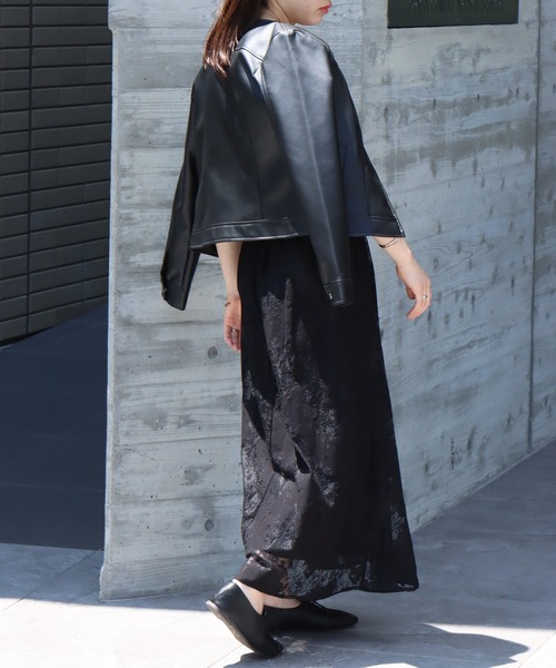 libelle more(リベル モア)の「フェイクレザー ノーカラージャケット(ノーカラージャケット・レディース・ブラック/ベージュ/アイボリー・M/L)」の5枚目の写真