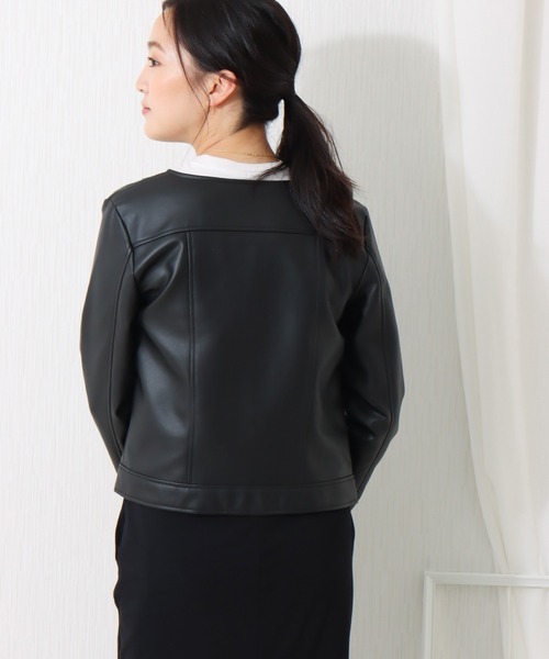 libelle more(リベル モア)の「フェイクレザー ノーカラージャケット(ノーカラージャケット・レディース・ブラック/ベージュ/アイボリー・M/L)」の10枚目の写真