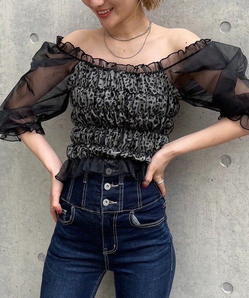 SPIRALGIRL（スパイラルガール）の「レオパード柄シャーリングチュールトップス（Tシャツ/カットソー・レディース・ブラック/オフホワイト・FREE）」の5枚目の写真