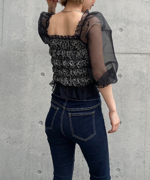 SPIRALGIRL（スパイラルガール）の「レオパード柄シャーリングチュールトップス（Tシャツ/カットソー・レディース・ブラック/オフホワイト・FREE）」の8枚目の写真