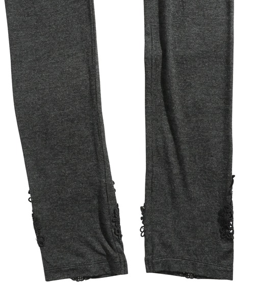 iS ScoLar（イズスカラー）の「蝶オリジナル裾レースレギンス（レギンス/スパッツ・レディース・ブラック/チャコールグレー・M）」の7枚目の写真