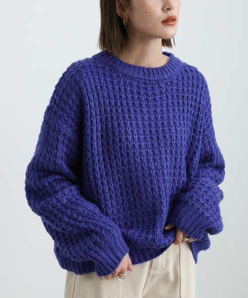 select MOCA(セレクトモカ)の「2021 AW クルーネックワッフル編みニット(ニット/セーター・レディース・ブルー/グリーン・FREE)」の5枚目の写真