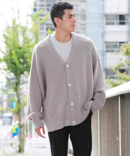 WESTSEA（ウエストシー）の「モヘヤタッチ ボリュームスリーブＶ オーバーサイズカーディガン（カーディガン/ボレロ・メンズ・ライトグレー/モカ/キャメル/ブルー/ブラック/グリーン/オフホワイト/グレイッシュベージュ/グリーン系その他/ブルー系その他・M/L）」の4枚目の写真