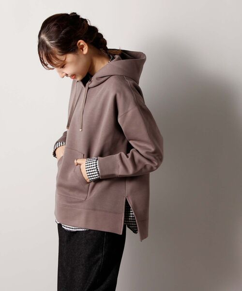 fredy emue（フレディエミュ）の「ダンボールニット フーディ（パーカー・レディース・パープル/ブラウン/アイボリー/グレイッシュブルー・38）」の3枚目の写真