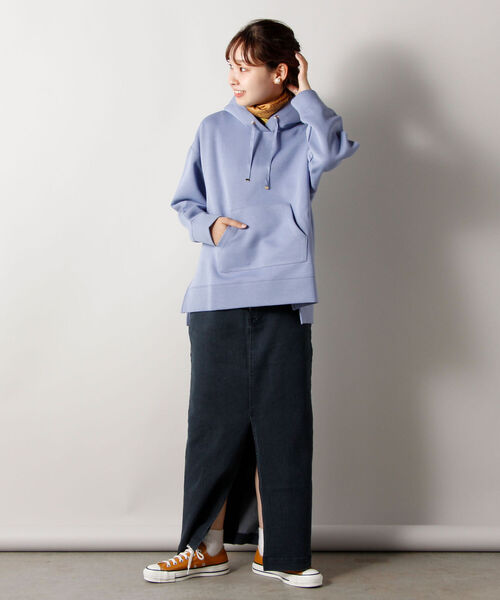 fredy emue（フレディエミュ）の「ダンボールニット フーディ（パーカー・レディース・パープル/ブラウン/アイボリー/グレイッシュブルー・38）」の5枚目の写真