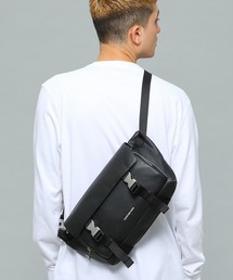 Calvin Klein Jeans Accessory | MICRO PEBBLE メッセンジャーバッグ(ボディバッグ/ウエストポーチ)