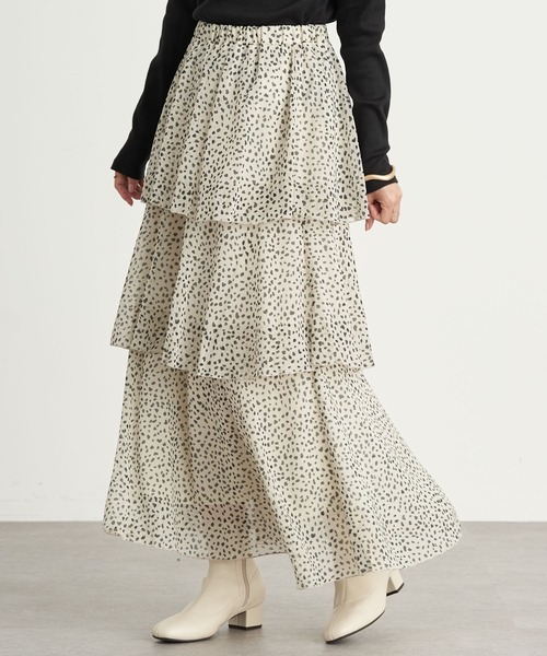 earth music&ecology(アースミュージックアンドエコロジー)の「フリルティアードスカート *(スカート・レディース・ブラック/パープル/ドット・FREE)」の3枚目の写真