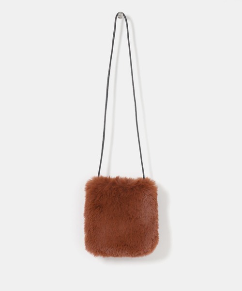 SENSE OF PLACE by URBAN RESEARCH（センスオブプレイスバイアーバンリサーチ）の「ボリュームエコファーミニショルダーバッグ（ショルダーバッグ・レディース・ライトブルー/ブラック/ベージュ/ブラウン・ONE）」の9枚目の写真