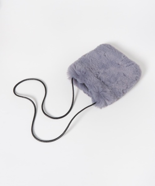 SENSE OF PLACE by URBAN RESEARCH（センスオブプレイスバイアーバンリサーチ）の「ボリュームエコファーミニショルダーバッグ（ショルダーバッグ・レディース・ライトブルー/ブラック/ベージュ/ブラウン・ONE）」の13枚目の写真