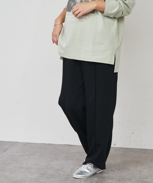 BONbazaar（ボンバザール）の「★OT★《ゆったりシルエットなのに脚長効果抜群》ピンタックイージーストレート（その他パンツ・レディース・ブラック/ホワイト系その他/グリーン・38）」の8枚目の写真