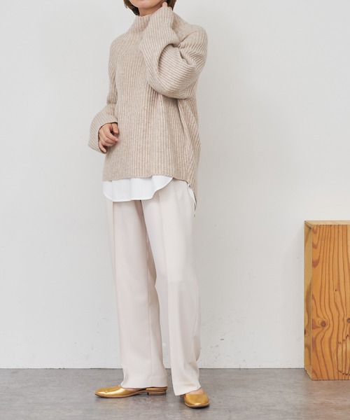 BONbazaar（ボンバザール）の「★OT★《ゆったりシルエットなのに脚長効果抜群》ピンタックイージーストレート（その他パンツ・レディース・ブラック/ホワイト系その他/グリーン・38）」の15枚目の写真