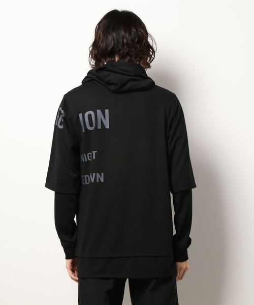 SHELLAC（シェラック）の「＊シェラック/SHELLAC バックプリント レイヤード風プルパーカー（パーカー・メンズ・ブラック・LARGE/MEDIUM）」の3枚目の写真