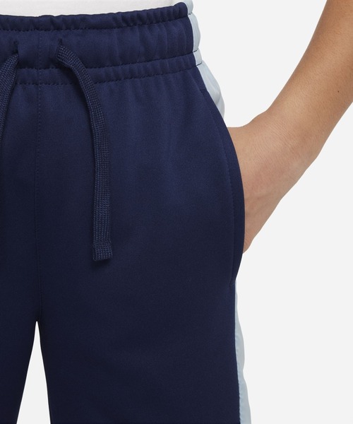 NIKE（ナイキ）の「ナイキ スポーツウェア ジュニアトラックスーツ / 上下セットアップ / Nike Sportswear Big Kids' Tracksuit ＜XS-XL 展開＞（セットアップ・キッズ・ブラック/ブラック系その他2/ネイビー・S/M/L/XL/XS）」の22枚目の写真