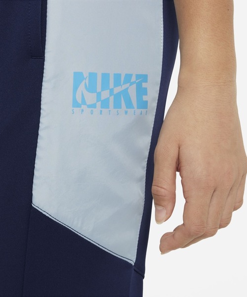 NIKE（ナイキ）の「ナイキ スポーツウェア ジュニアトラックスーツ / 上下セットアップ / Nike Sportswear Big Kids' Tracksuit ＜XS-XL 展開＞（セットアップ・キッズ・ブラック/ブラック系その他2/ネイビー・S/M/L/XL/XS）」の21枚目の写真