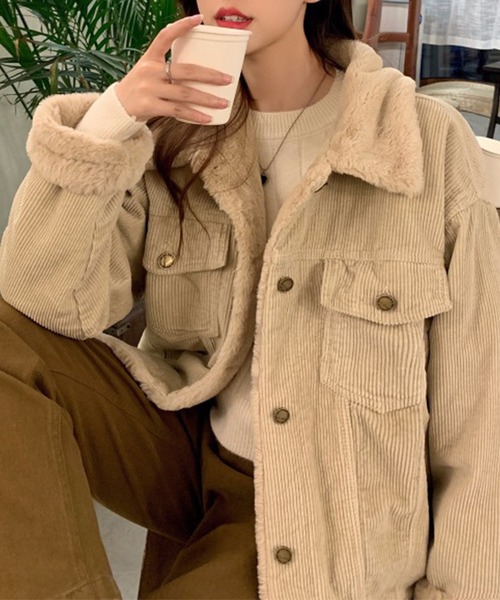aimoha（アイモハ）の「レトロコーデュロイ裏モコモコ厚手ムートンコート（ムートンコート・レディース・ベージュ/オフホワイト・FREE）」の9枚目の写真