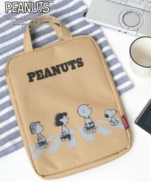 PEANUTS（ピーナッツ）の「PEANUTS（ピーナッツ）スヌーピー キャラクタープリント マルチポーチ/タブレットケース 13インチ対応 クッションポーチ/ガジェットケース（PC・タブレットケース）」
