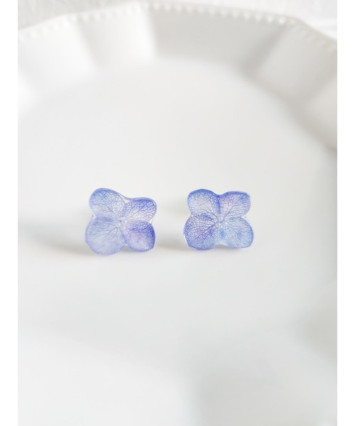 tone(トーン)の「【Tresor】グラデーション紫陽花ピアス(MA)(ピアス(両耳用)・レディース・ブルー/ブルー系その他/ブルー系その他2/ブルー系その他3・FREE)」の10枚目の写真