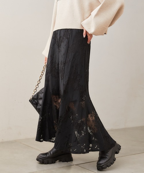 Chico(チコ)の「【Web限定】総レースフレアスカート(スカート・レディース・ホワイト/ブラック/ピンク・FREE)」の14枚目の写真