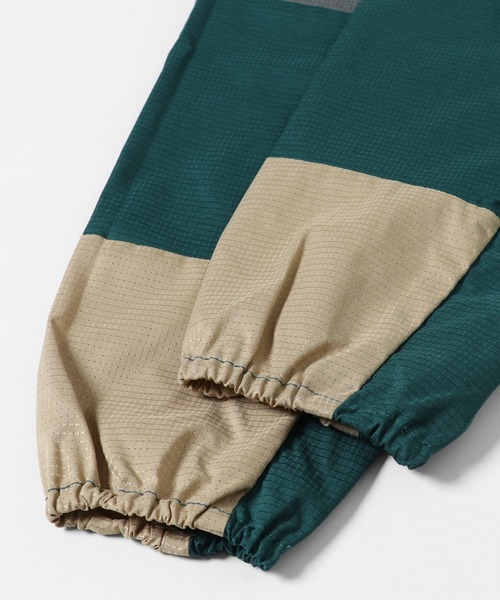 KRIFF MAYER（クリフメイヤー）の「さらさらエアーフードJK（ナイロンジャケット・メンズ・ベージュ/パープル/グリーン/チャコール・SMALL/MEDIUM/LARGE/X-LARGE）」の13枚目の写真