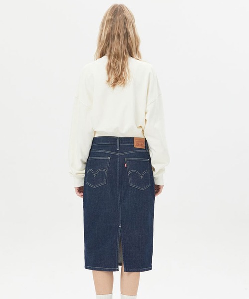 KIRSH（キルシー）の「KIRSH BIG CHERRY BOUCLE CROP SWEAT LS/キルシービッグチェリー ブークレ クロップ スウェットシャツ（スウェット・レディース・ブラック/ピンク/アイボリー・ONE SIZE）」の6枚目の写真