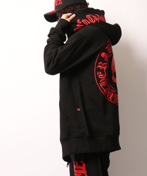 ByTheR（バイザアール）の「BYTHER 韓国ブランド 発泡プリントジップアップパーカー（パーカー・メンズ・ブラック・FREE）」の2枚目の写真