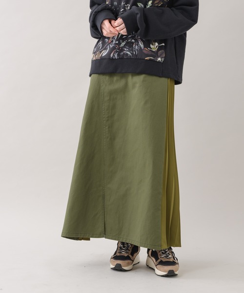 ROSIEE（ロージー）の「ROSIEE 後ろプリーツスカート（スカート・レディース・ベージュ/カーキ・FREE）」の11枚目の写真