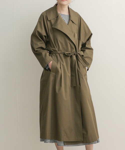 mizuiroind（ミズイロインド）の「mizuiro ind　dolman sleeve trench coat（トレンチコート・レディース・ベージュ/ライトカーキ・ONE）」の9枚目の写真