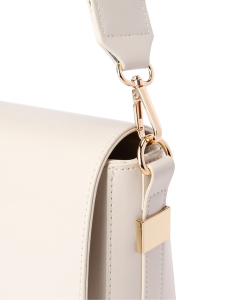 FREE'S MART（フリーズマート）の「◆レトロフラップショルダーバッグ（ショルダーバッグ・レディース・ホワイト/ブラック/ブラウン・ﾌﾘ-）」の12枚目の写真