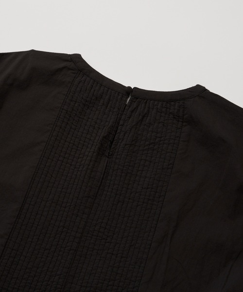 Libra Cue（リブラ キュー）の「ビンテージライクピンタックブラウス（シャツ/ブラウス・レディース・ホワイト/グリーン/ブラック/オレンジ/レッド・FREE）」の9枚目の写真