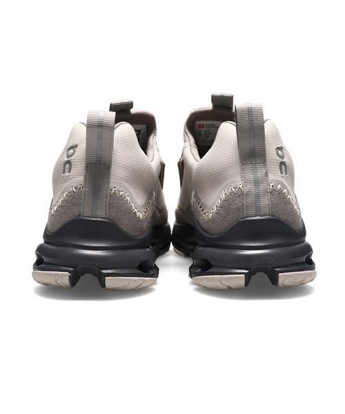 On（オン）の「ON Cloudaway / オン クラウドアウェイ（スニーカー