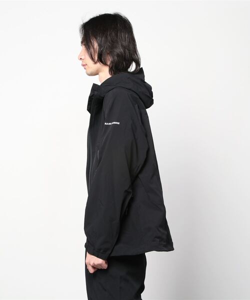MAGIC NUMBER（マジック ナンバー）の「【MAGIC NUMBER】LIVIN' WELL ESSENTIAL STRETCH JK（マウンテンパーカー・メンズ・ブラック・MEDIUM/X-LARGE/LARGE）」の4枚目の写真