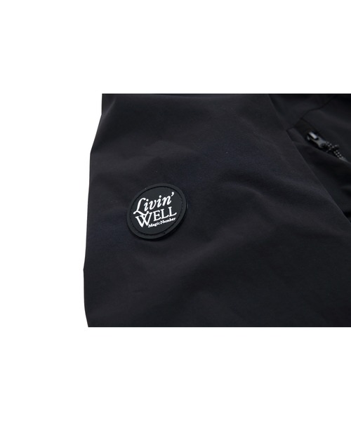 MAGIC NUMBER（マジック ナンバー）の「【MAGIC NUMBER】LIVIN' WELL ESSENTIAL STRETCH JK（マウンテンパーカー・メンズ・ブラック・MEDIUM/X-LARGE/LARGE）」の9枚目の写真
