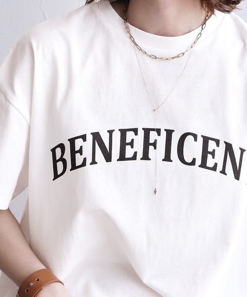 reca(レカ)の「アーチロゴプリントBIG Tシャツ(Tシャツ/カットソー・レディース・オフホワイト/ホワイト系その他/ブラック/チャコール/グリーン系その他/グレイッシュベージュ/ホワイト系その他2・FREE)」の18枚目の写真